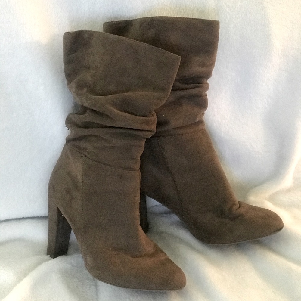 Slouchy heeled booties